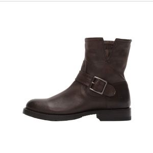 FRYE Nathalie Short Engineer Boot (Charcoal Brown)